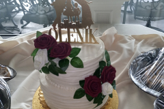 red rose wedding cake